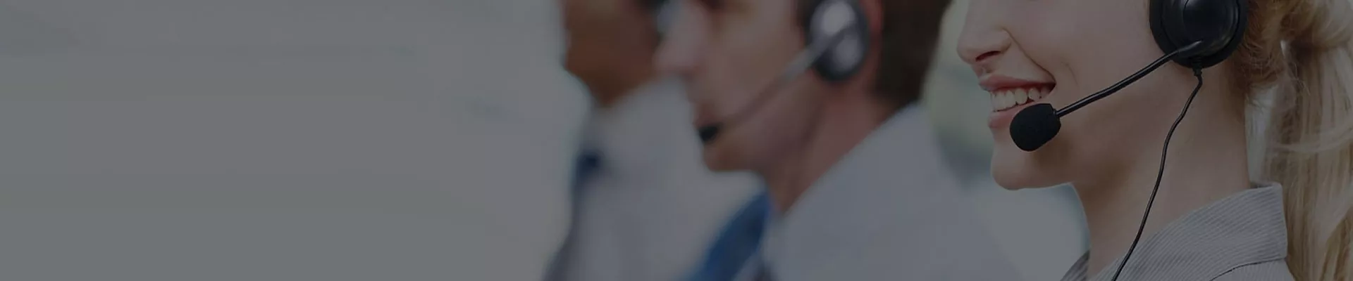 Liên hệ với chúng tôi